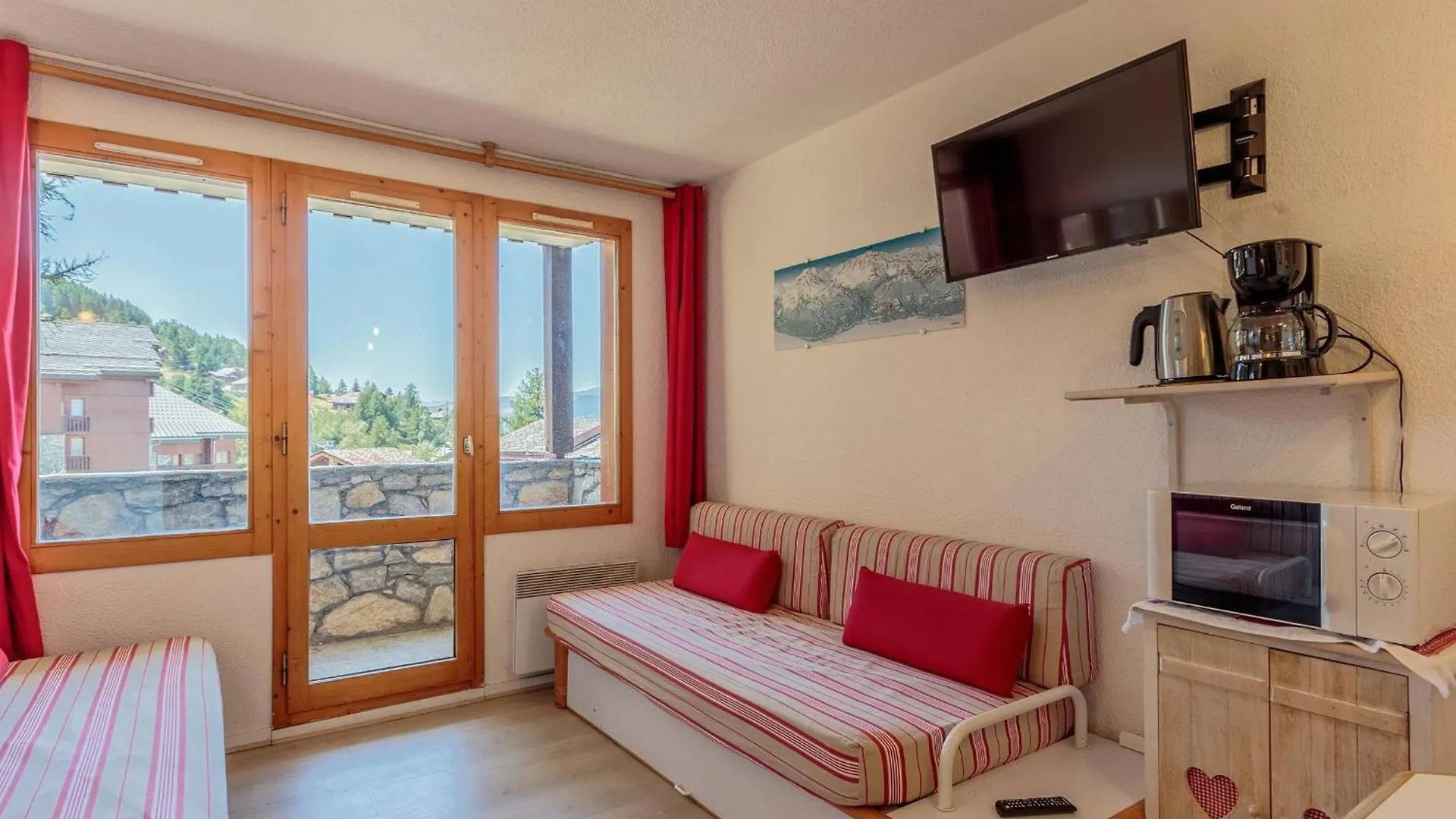 Charmant 2 Pieces Renove, Acces Skis Aux Pieds, Proche Commerces Et Remontees, Balcon Sud-Ouest - Fr-1-353-23 location